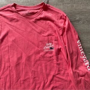 Vineyard vines Christmas tee
